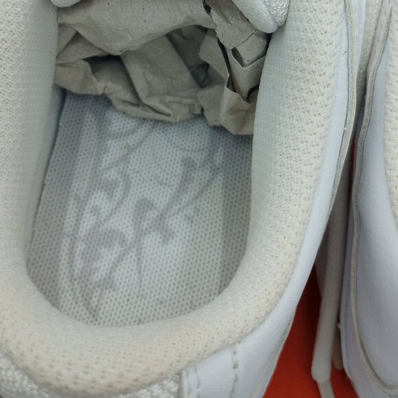 Women Girls White Grey Nike Musique Cheer Sneakers Size 5.5 Model #315757 111 - Picture 9 of 16